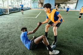 洛杉矶道奇主帅罗伯茨：大谷翔平已在坦帕基地进行 60 英尺传接球练习，恢复进度超预期