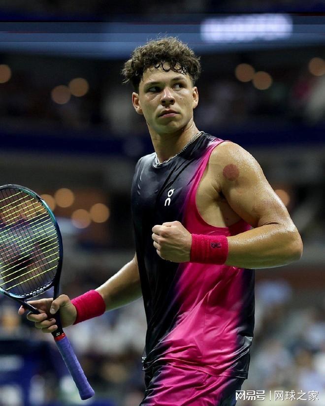 在本届世锦 在本届世锦