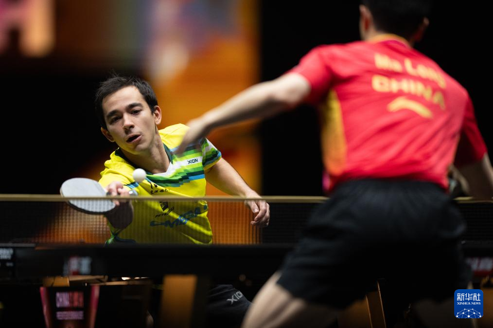 有一点是明 有一点是明